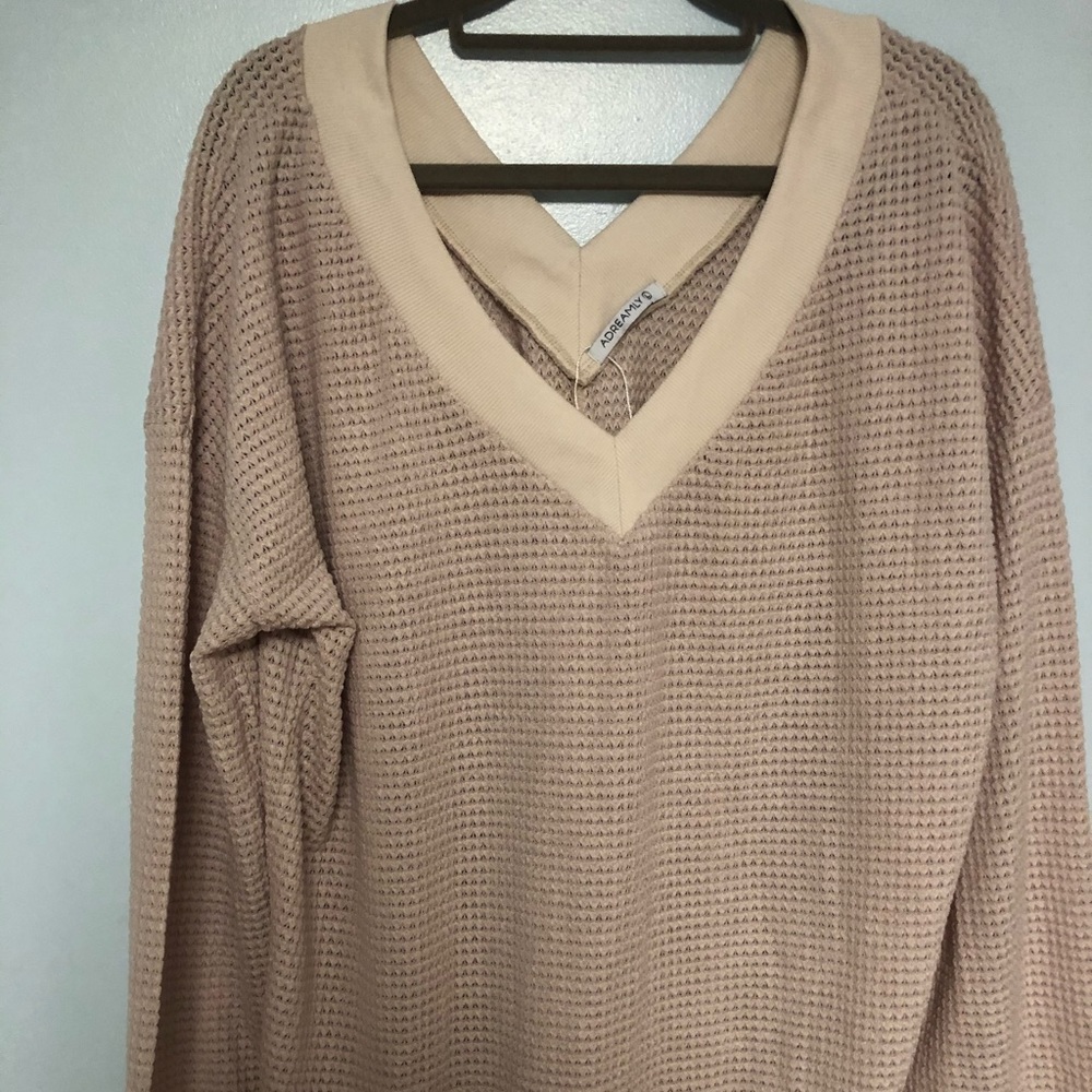 Tan Vneck waffle knit sweater